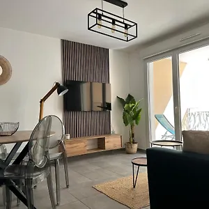 Bel Au Calme Avec Parking Appartement Menton